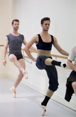 do male ballet dancers do pointe